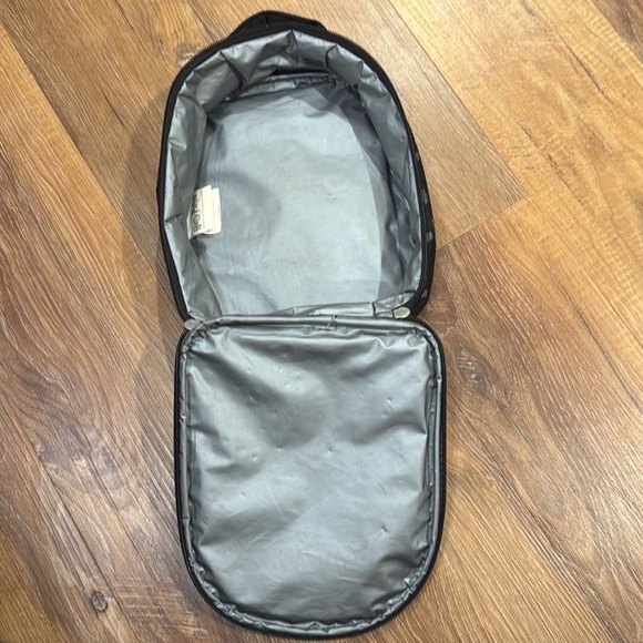 Harry Potter Hogwarts Crest Insulated Lunch Box Tote Bag (EUC) - Picture 10 of 13